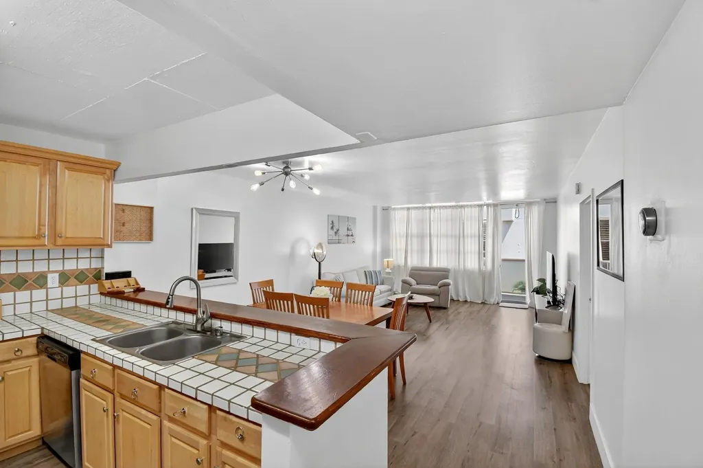 3725 S Ocean Drive Hollywood FL 33019