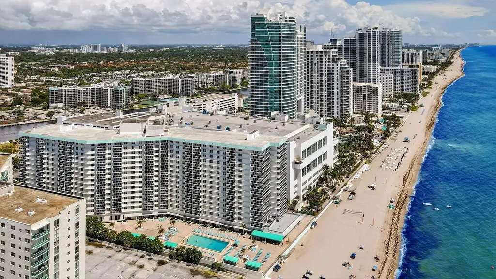 3725 S Ocean Drive Hollywood FL 33019