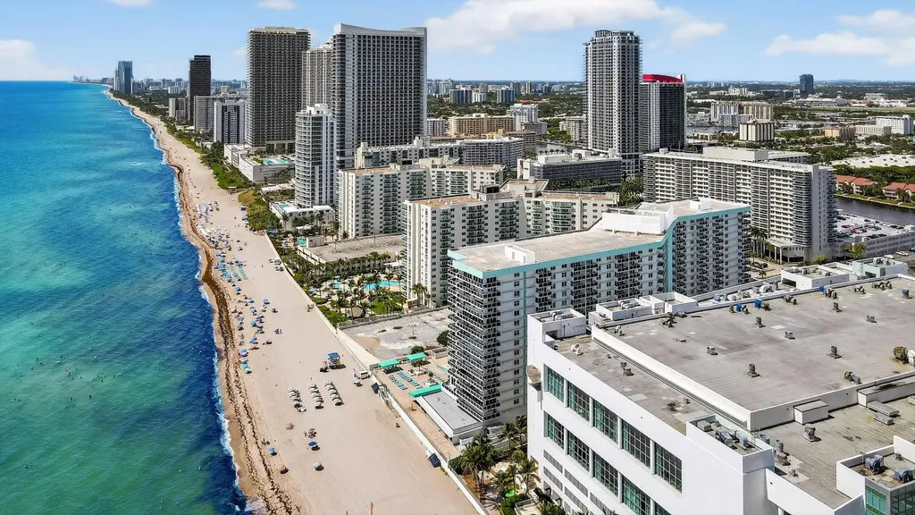 3725 S Ocean Drive Hollywood FL 33019