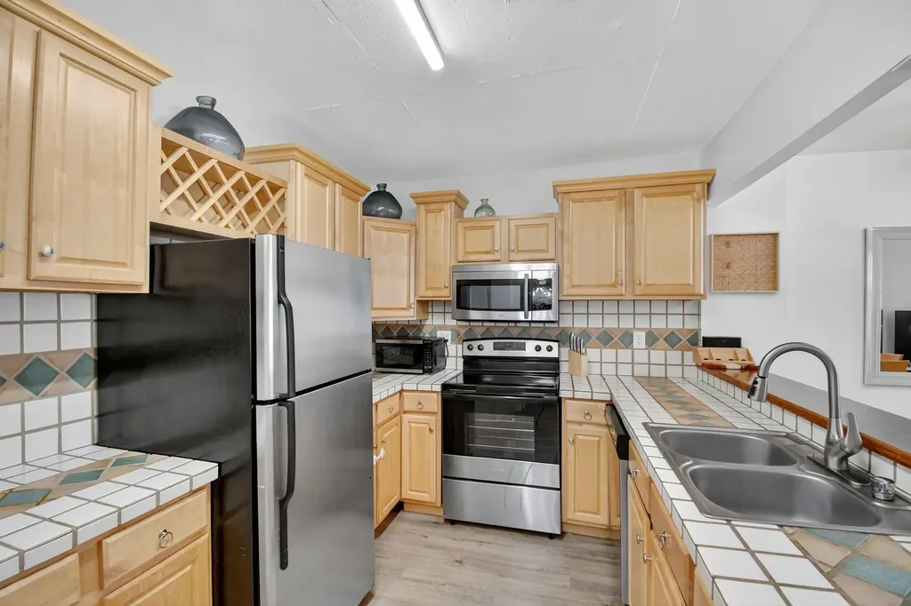 3725 S Ocean Drive Hollywood FL 33019