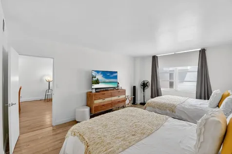3725 S Ocean Drive Hollywood FL 33019