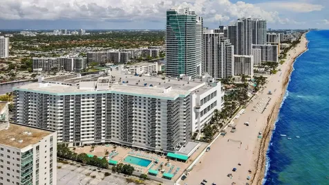 3725 S Ocean Drive Hollywood FL 33019