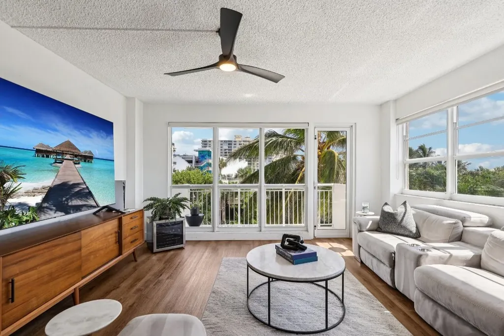 133 N Pompano Beach Boulevard Pompano Beach FL 33062