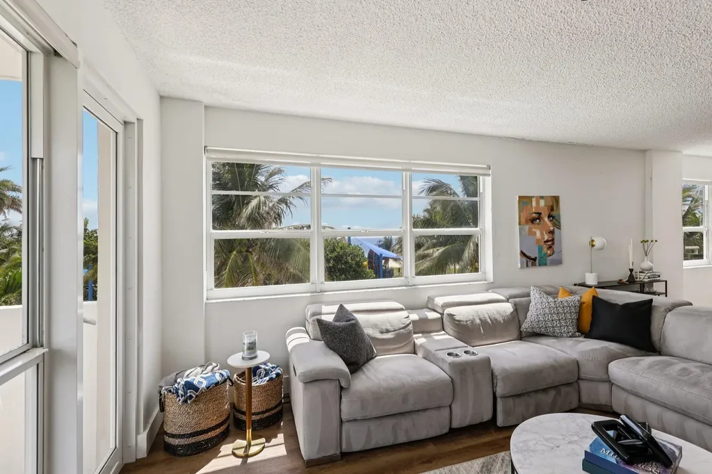 133 N Pompano Beach Boulevard Pompano Beach FL 33062