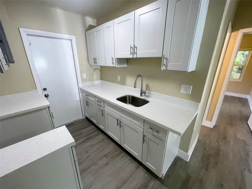 712 NW 17th Avenue Fort Lauderdale FL 33311