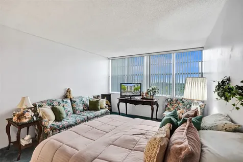 1100 Saint Charles Place Pembroke Pines FL 33026