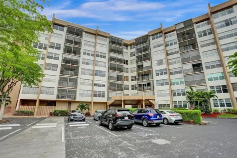 1100 Saint Charles Place Pembroke Pines FL 33026