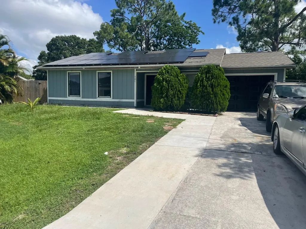 581 NW Cornell Avenue Port St Lucie FL 34983