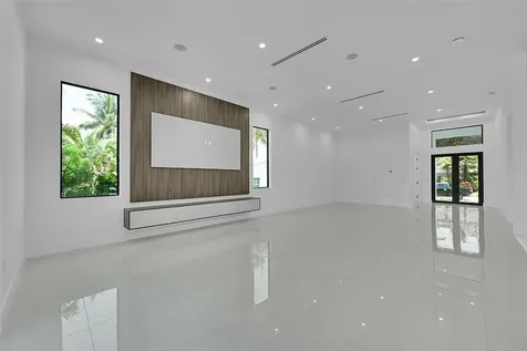 656 NW 21st Street Wilton Manors FL 33311