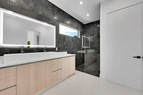656 NW 21st Street Wilton Manors FL 33311