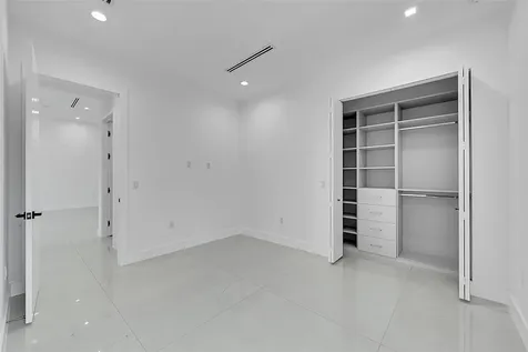 656 NW 21st Street Wilton Manors FL 33311