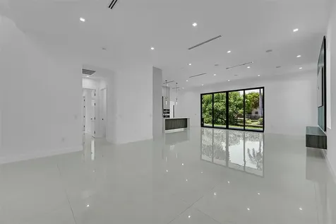 656 NW 21st Street Wilton Manors FL 33311