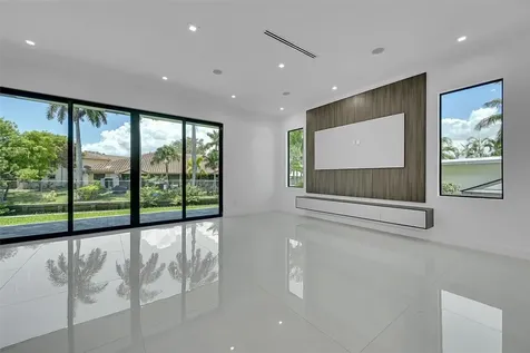 656 NW 21st Street Wilton Manors FL 33311