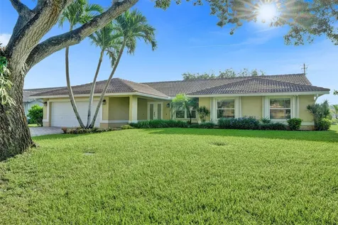903 NW 82nd Avenue Coral Springs FL 33071