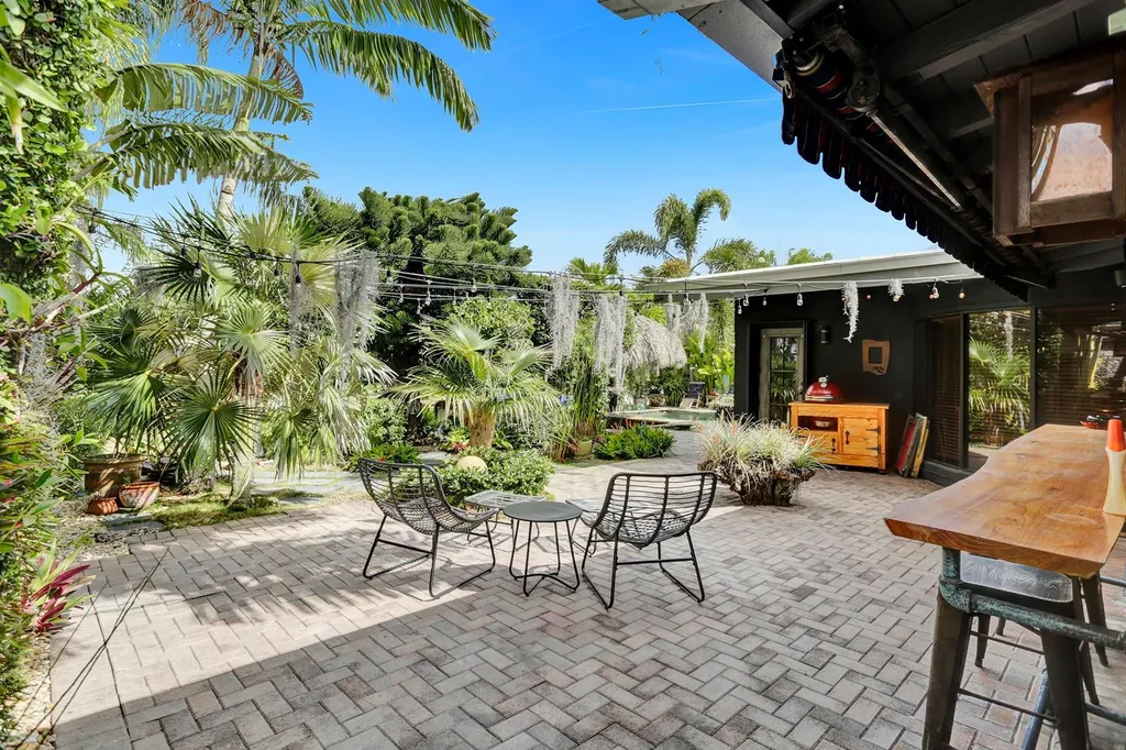 1613 SW 5th Court Fort Lauderdale FL 33312