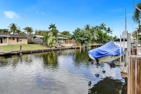 1613 SW 5th Court Fort Lauderdale FL 33312