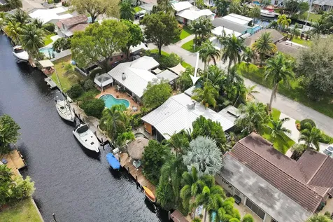 1613 SW 5th Court Fort Lauderdale FL 33312