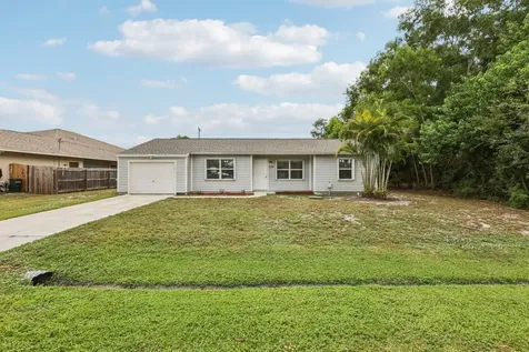2289 SE West Blackwell Drive Port St Lucie FL 34952