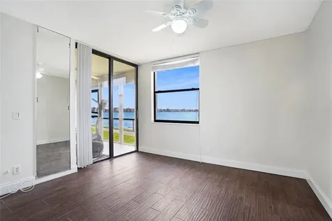 109 Lake Emerald Drive Oakland Park FL 33309