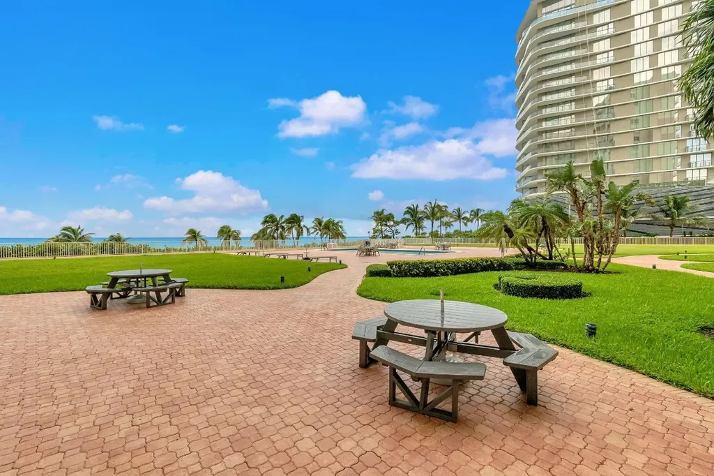 750 N Ocean Boulevard Pompano Beach FL 33062
