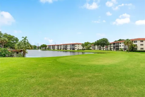 411 S Hollybrook Drive Pembroke Pines FL 33025