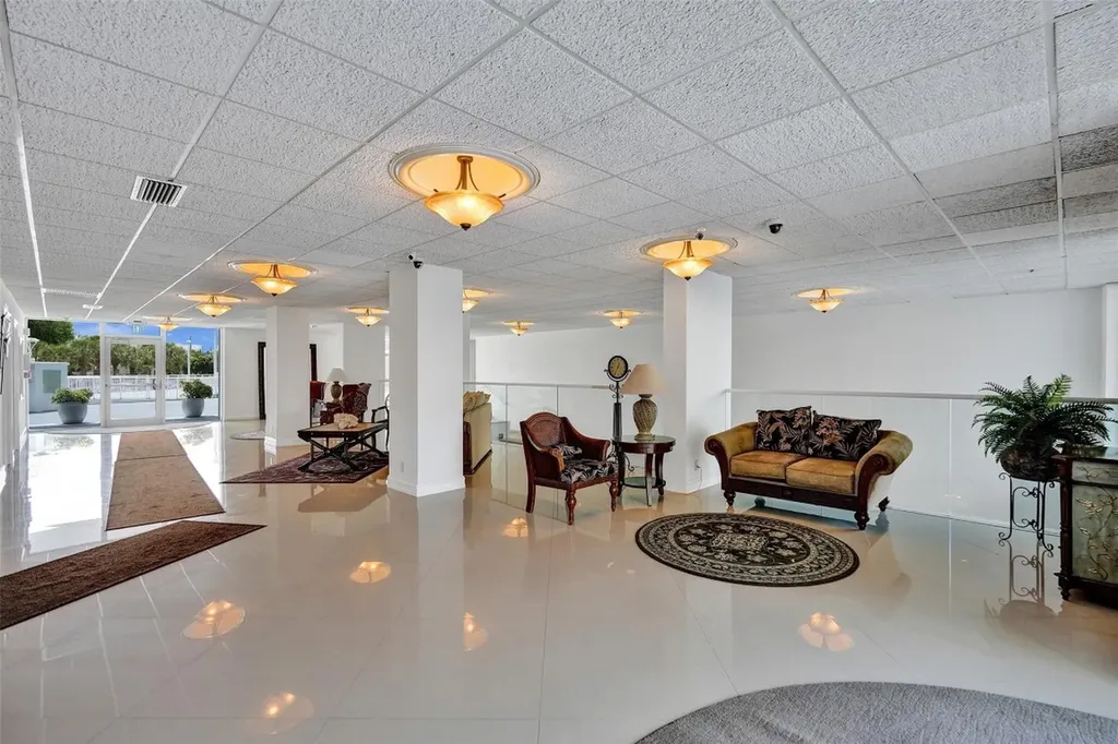 2715 N Ocean Boulevard Fort Lauderdale FL 33308