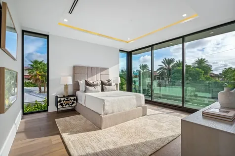 2000 Harbourview Drive Fort Lauderdale FL 33316