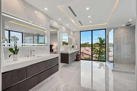 2000 Harbourview Drive Fort Lauderdale FL 33316