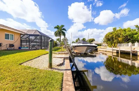 5921 SW 17th Court Plantation FL 33317