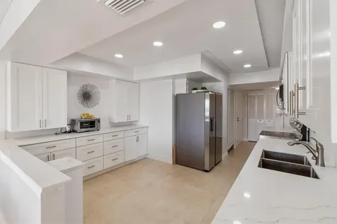 5100 N Ocean Boulevard Lauderdale By The Sea FL 33308