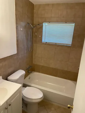 6 SW 7th Avenue Dania Beach FL 33004