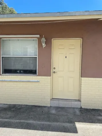 6 SW 7th Avenue Dania Beach FL 33004