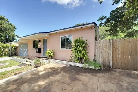 613 N 28th Avenue Hollywood FL 33020
