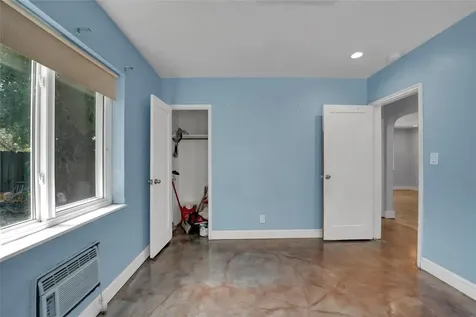 613 N 28th Avenue Hollywood FL 33020
