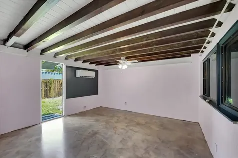 613 N 28th Avenue Hollywood FL 33020
