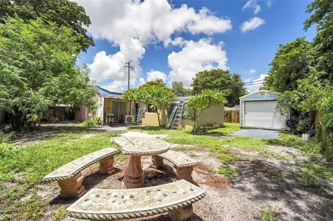 613 N 28th Avenue Hollywood FL 33020