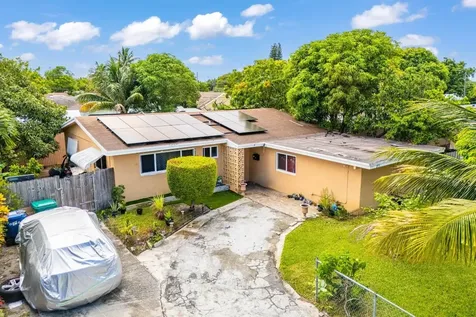 2651 NW 42nd Avenue Lauderhill FL 33313