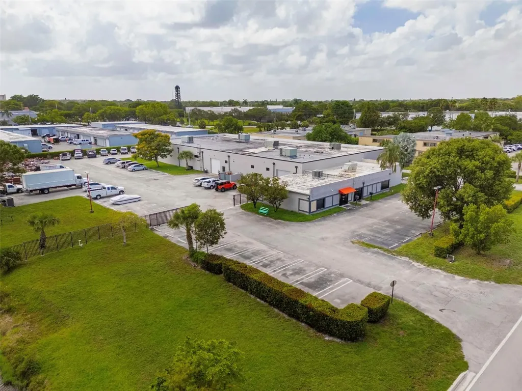 3651 NW 120th Avenue Coral Springs FL 33065
