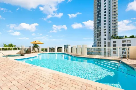111 SE 8th Avenue Fort Lauderdale FL 33301