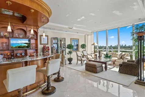111 SE 8th Avenue Fort Lauderdale FL 33301