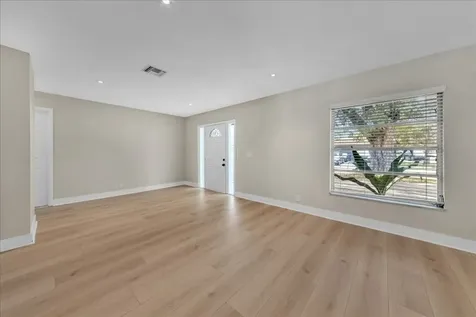 8695 NW 28th Drive Coral Springs FL 33065