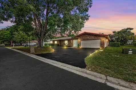 8695 NW 28th Drive Coral Springs FL 33065