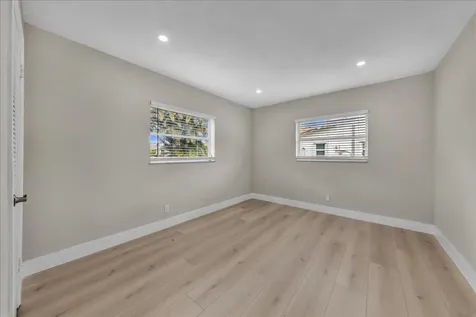 8695 NW 28th Drive Coral Springs FL 33065