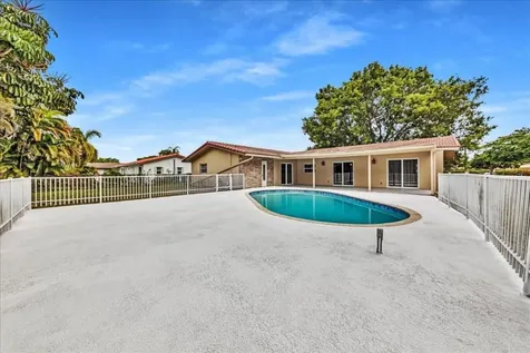 8695 NW 28th Drive Coral Springs FL 33065