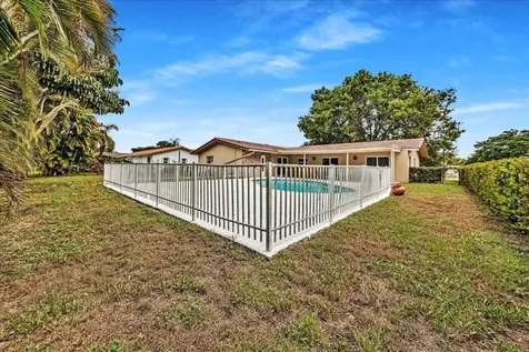 8695 NW 28th Drive Coral Springs FL 33065