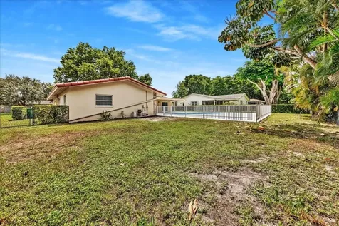 8695 NW 28th Drive Coral Springs FL 33065