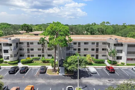 7547 NW 79th Avenue Tamarac FL 33321