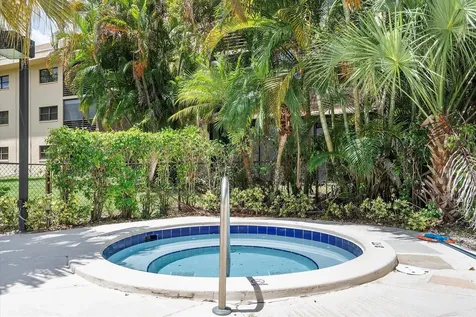7547 NW 79th Avenue Tamarac FL 33321