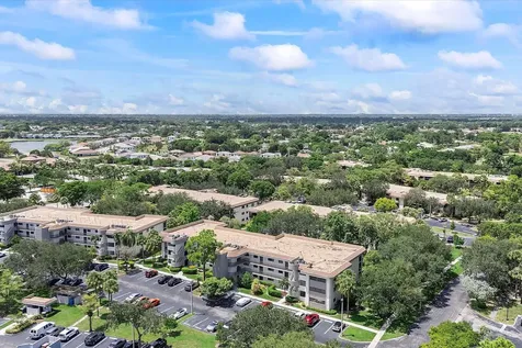 7547 NW 79th Avenue Tamarac FL 33321