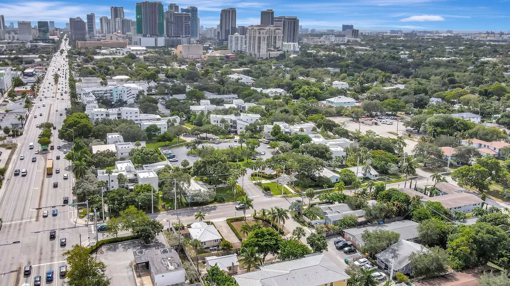 11 SW 11th Avenue Fort Lauderdale FL 33312